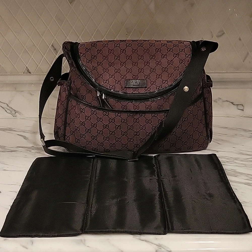 AUTHENTIC GUCCI GG BLACK DIAPER BAG BABY PURSE $1890